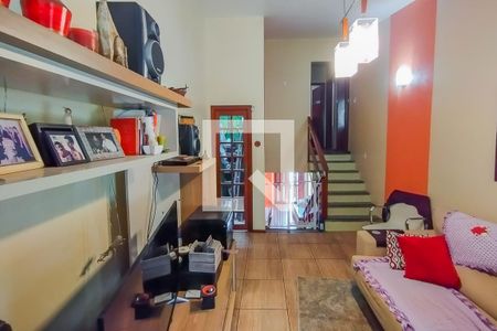 Sala de casa à venda com 3 quartos, 135m² em Feitoria, São Leopoldo