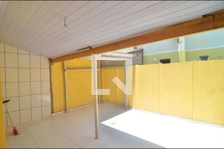 Casa de condomínio à venda com 65m², 2 quartos e 1 vagaVaranda
