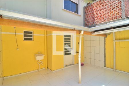 Casa de condomínio à venda com 65m², 2 quartos e 1 vagaVaranda