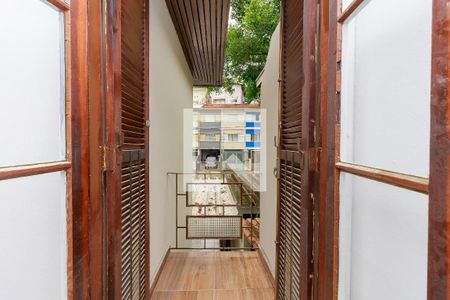 Casa à venda com 151m², 4 quartos e 2 vagasQuarto 2 - Sacada