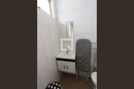 Apartamento para alugar com 80m², 2 quartos e 1 vagaBanheiro de Serviço