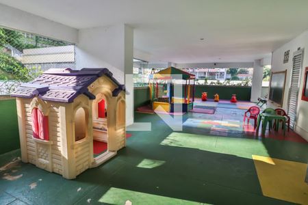 Apartamento para alugar com 80m², 2 quartos e 1 vagaPlayground