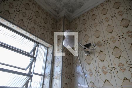 Apartamento para alugar com 75m², 2 quartos e 1 vaga Apartamento para alugar com 75m², 2 quartos e 1 vagaBanheiro