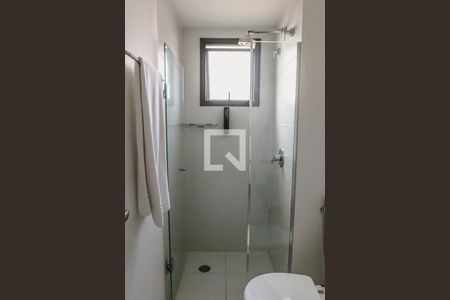 Banheiro de kitnet/studio para alugar com 1 quarto, 22m² em Vila Mariana, São Paulo