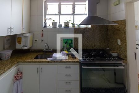 Apartamento à venda com 114m², 3 quartos e 2 vagasCozinha