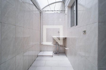 Casa de condomínio à venda com 70m², 2 quartos e 1 vagaÁrea de Serviço