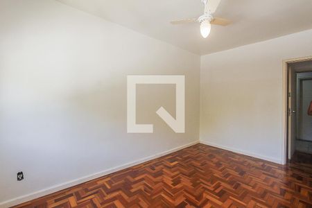 Quarto de apartamento para alugar com 1 quarto, 51m² em Passo da Areia, Porto Alegre