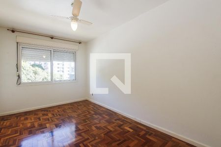 Quarto de apartamento para alugar com 1 quarto, 51m² em Passo da Areia, Porto Alegre