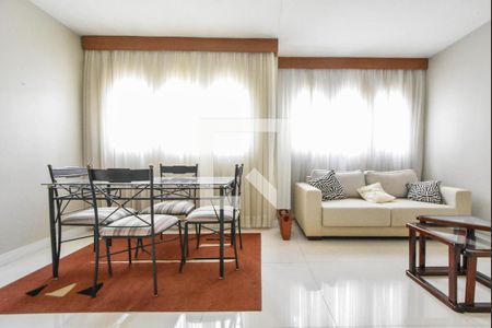 Sala de Jantar  de casa para alugar com 3 quartos, 210m² em Jardim Aeroporto, São Paulo