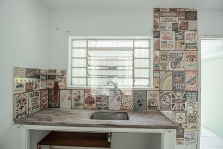 Casa para alugar com 130m², 2 quartos e 2 vagasCozinha