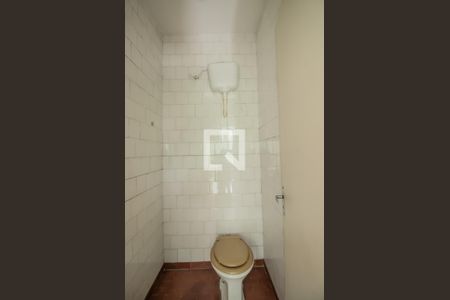 Casa para alugar com 130m², 2 quartos e 2 vagasBanheiro