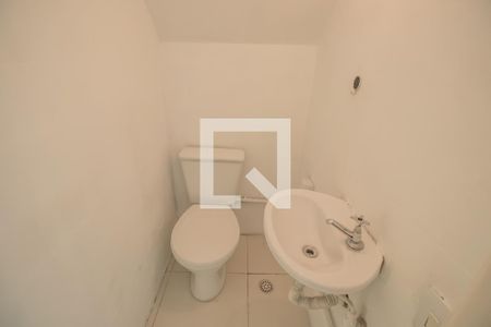Lavabo de casa para alugar com 2 quartos, 130m² em Vila da Saúde, São Paulo