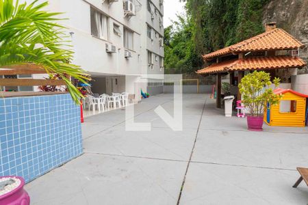 Apartamento à venda com 90m², 2 quartos e 1 vagaÁrea Comum - Playground