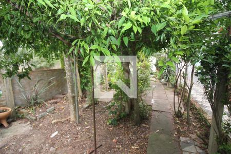 Casa à venda com 75m², 2 quartos e 1 vagaQuintal