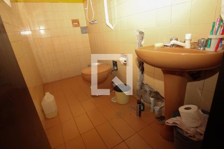 Casa à venda com 75m², 2 quartos e 1 vagaBanheiro