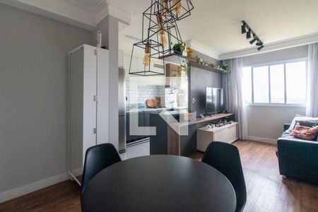 Sala de apartamento para alugar com 2 quartos, 45m² em Vila Carmosina, São Paulo