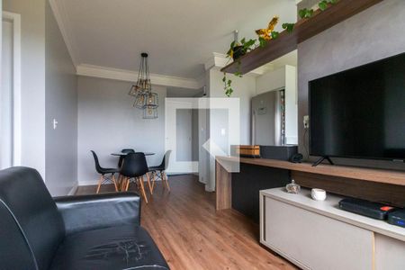 Sala de apartamento para alugar com 2 quartos, 45m² em Vila Carmosina, São Paulo