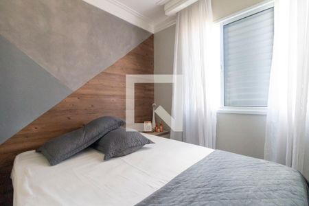 Quarto 1 de apartamento para alugar com 2 quartos, 45m² em Vila Carmosina, São Paulo