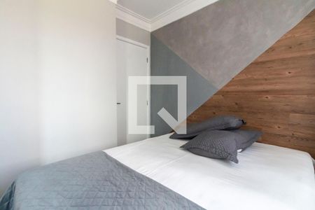 Quarto 1 de apartamento para alugar com 2 quartos, 45m² em Vila Carmosina, São Paulo