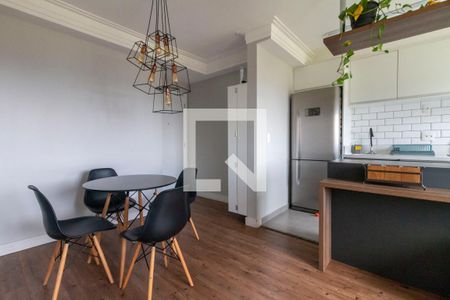 Sala de apartamento para alugar com 2 quartos, 45m² em Vila Carmosina, São Paulo