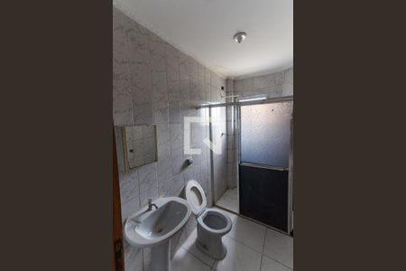 Banheiro de casa para alugar com 1 quarto, 50m² em Jardim Brasil (zona Norte), São Paulo