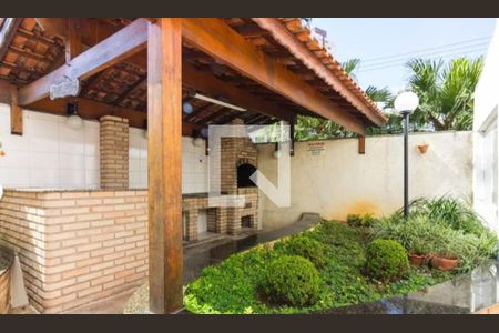 Apartamento à venda com 60m², 2 quartos e 1 vagaÁrea Comum - Churrasqueira