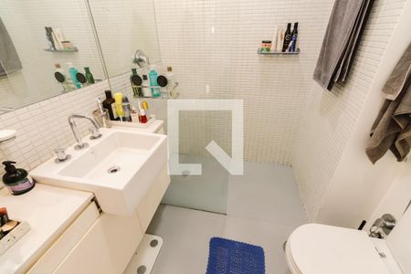 Apartamento à venda com 124m², 3 quartos e 2 vagasBanheiro da Suíte 2
