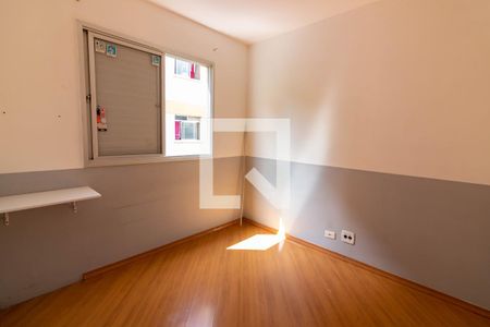 Quarto 2 de apartamento para alugar com 2 quartos, 55m² em Jardim Mirante, São Paulo
