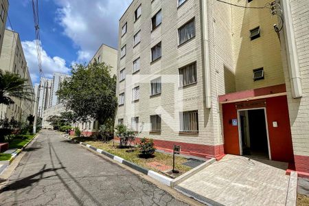 Apartamento à venda com 62m², 2 quartos e 1 vaga Apartamento à venda com 62m², 2 quartos e 1 vagaFachada