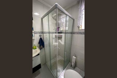 Apartamento à venda com 62m², 2 quartos e 1 vaga Apartamento à venda com 62m², 2 quartos e 1 vagaBanheiro