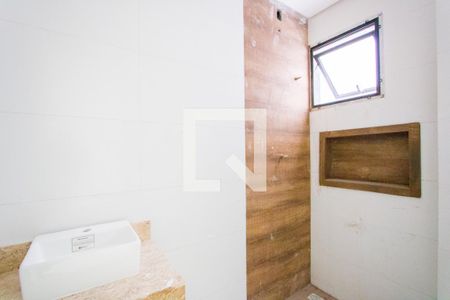 Apartamento à venda com 120m², 2 quartos e 2 vagasBanheiro social