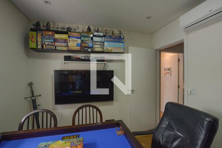 Casa de condomínio à venda com 247m², 4 quartos e 4 vagas Casa de condomínio à venda com 247m², 4 quartos e 4 vagasQuarto 3