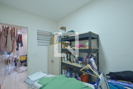 Casa de condomínio à venda com 247m², 4 quartos e 4 vagas Casa de condomínio à venda com 247m², 4 quartos e 4 vagasQuarto de Serviço