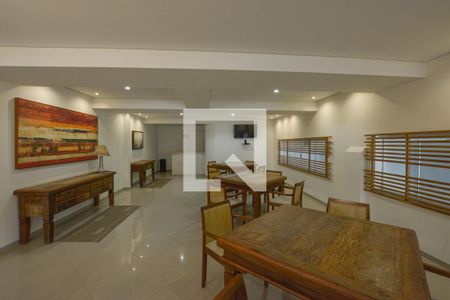 Casa de condomínio à venda com 247m², 4 quartos e 4 vagas Casa de condomínio à venda com 247m², 4 quartos e 4 vagasÁrea comum - Salão de festas