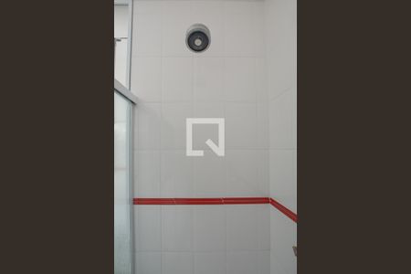 Casa de condomínio à venda com 247m², 4 quartos e 4 vagas Casa de condomínio à venda com 247m², 4 quartos e 4 vagasBanheiro da Suíte 1