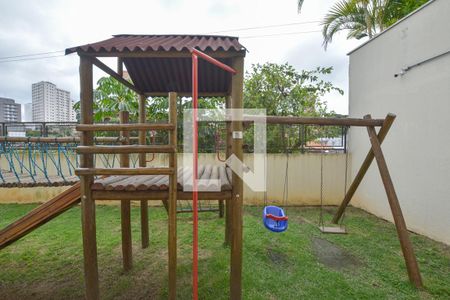 Casa de condomínio à venda com 247m², 4 quartos e 4 vagas Casa de condomínio à venda com 247m², 4 quartos e 4 vagasÁrea comum - Playground