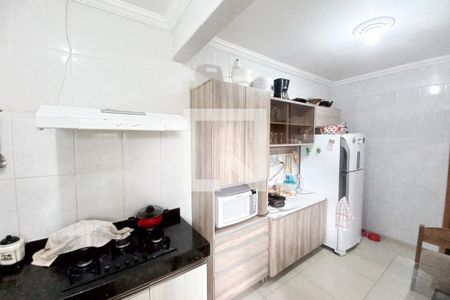 Casa à venda com 282m², 4 quartos e 3 vagas Casa à venda com 282m², 4 quartos e 3 vagasCozinha - casa 2