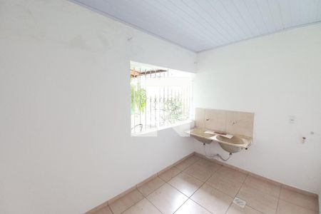 Casa à venda com 282m², 4 quartos e 3 vagas Casa à venda com 282m², 4 quartos e 3 vagasÁrea de Serviço - Casa 1