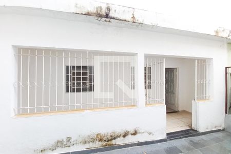 Casa à venda com 282m², 4 quartos e 3 vagas Casa à venda com 282m², 4 quartos e 3 vagasFachada - Casa 1