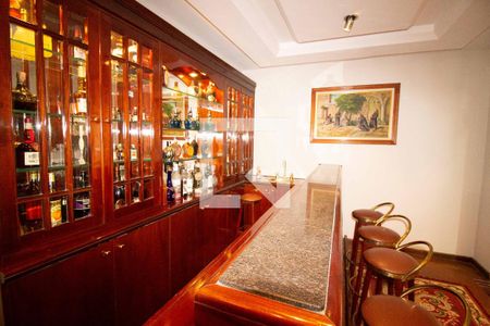 Apartamento à venda com 275m², 4 quartos e 3 vagasBar