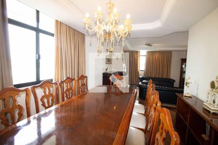 Sala de Jantar de apartamento à venda com 4 quartos, 275m² em Vila Regente Feijó, São Paulo