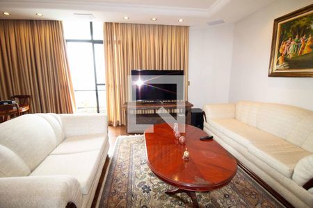 Apartamento à venda com 275m², 4 quartos e 3 vagasSala