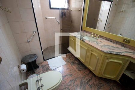 Apartamento à venda com 275m², 4 quartos e 3 vagasBanheiro do Quarto 3
