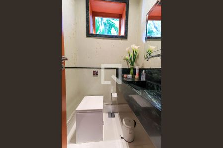 Casa à venda com 250m², 3 quartos e 3 vagasLavabo