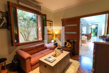 Casa à venda com 250m², 3 quartos e 3 vagasQuarto 1/Escritório