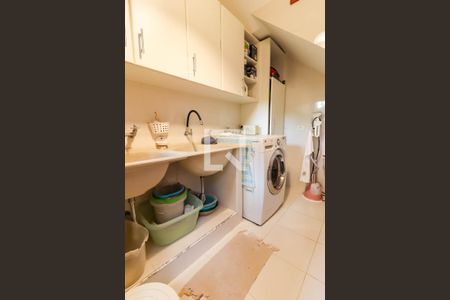 Casa à venda com 250m², 3 quartos e 3 vagasÁrea de Serviço