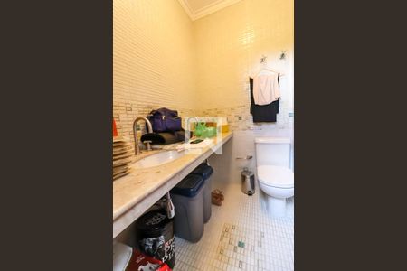 Casa à venda com 250m², 3 quartos e 3 vagasBanheiro de serviço