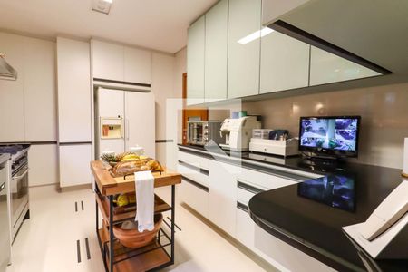 Casa à venda com 250m², 3 quartos e 3 vagasCozinha