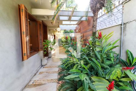 Casa à venda com 250m², 3 quartos e 3 vagasJardim