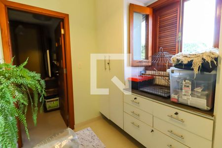 Casa à venda com 250m², 3 quartos e 3 vagasQuarto de Serviço